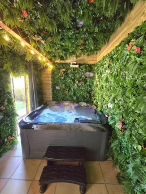 Maison avec Spa et Piscine